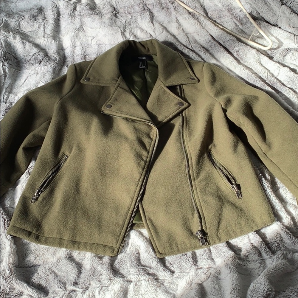 F21 • Zip up Jacket EUC